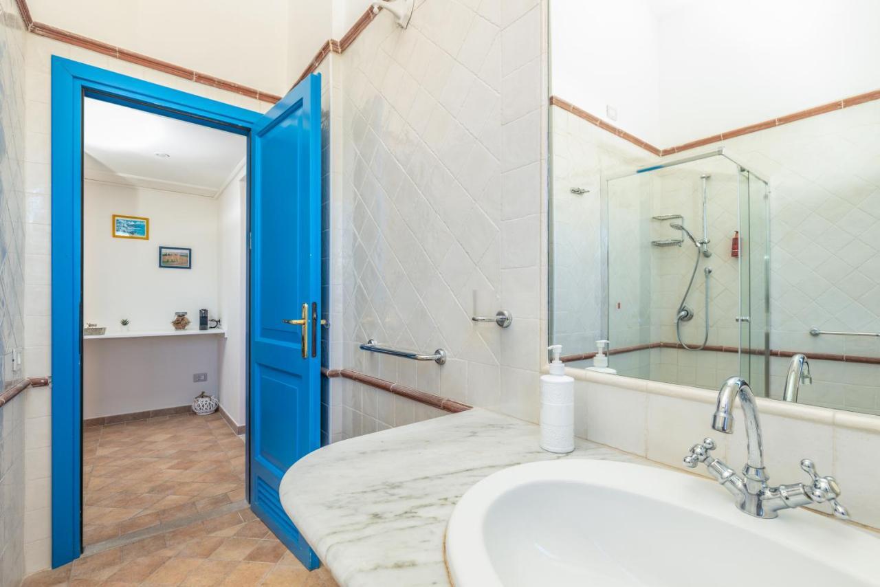H14 Porto Frailis Hotel Àrbatax Екстериор снимка