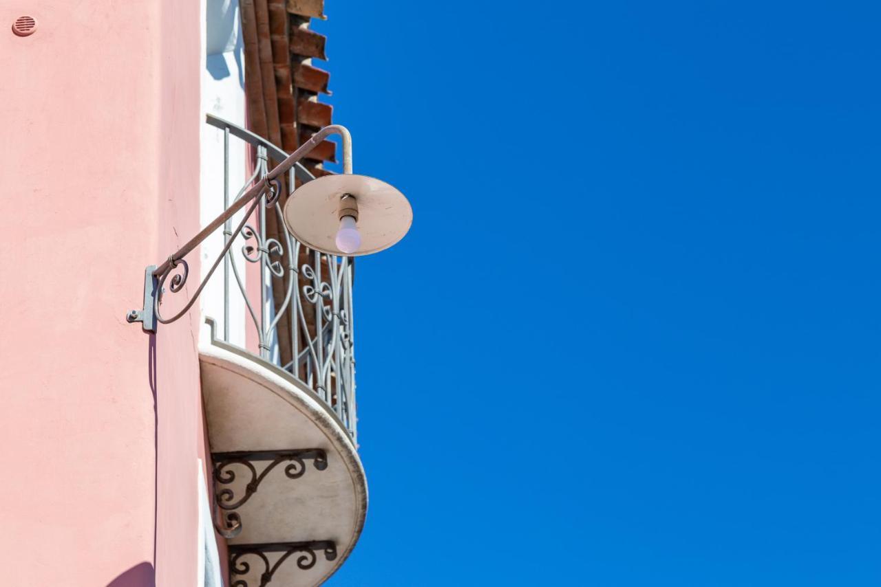 H14 Porto Frailis Hotel Àrbatax Екстериор снимка